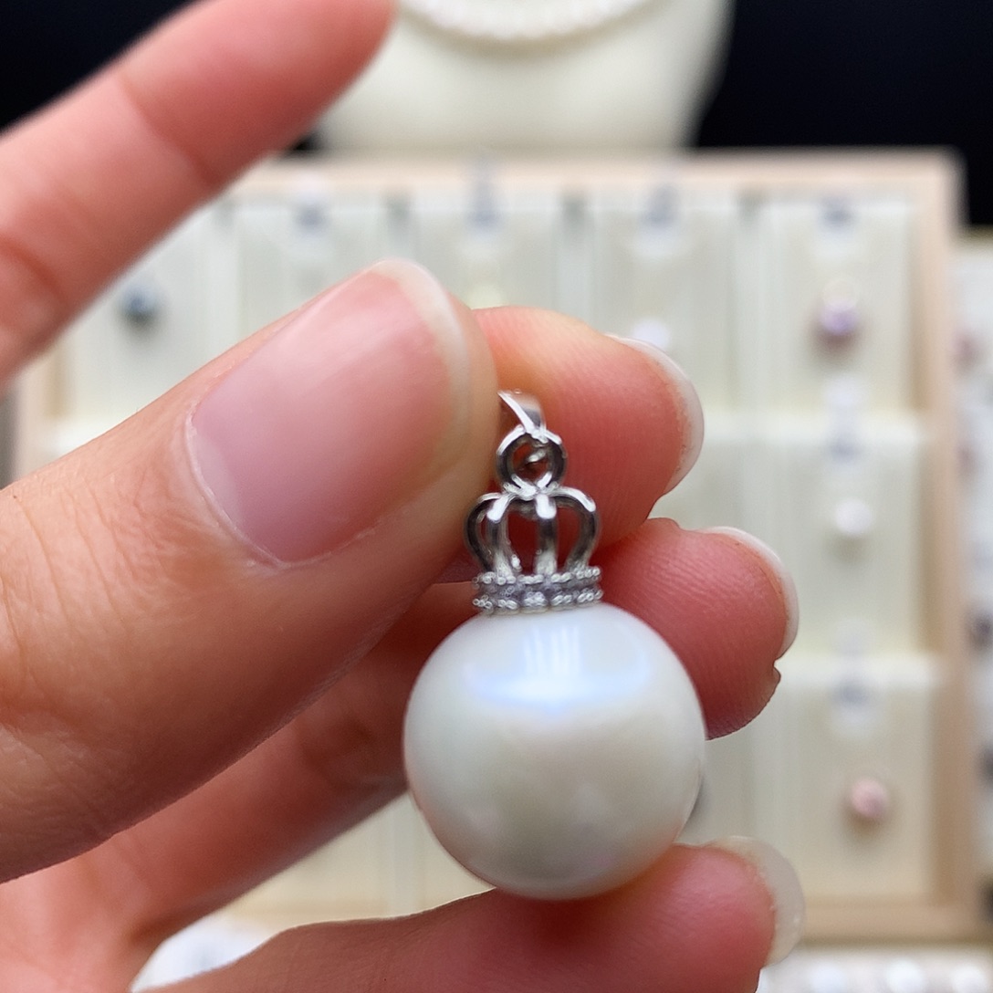 合金淡水珍珠颈饰