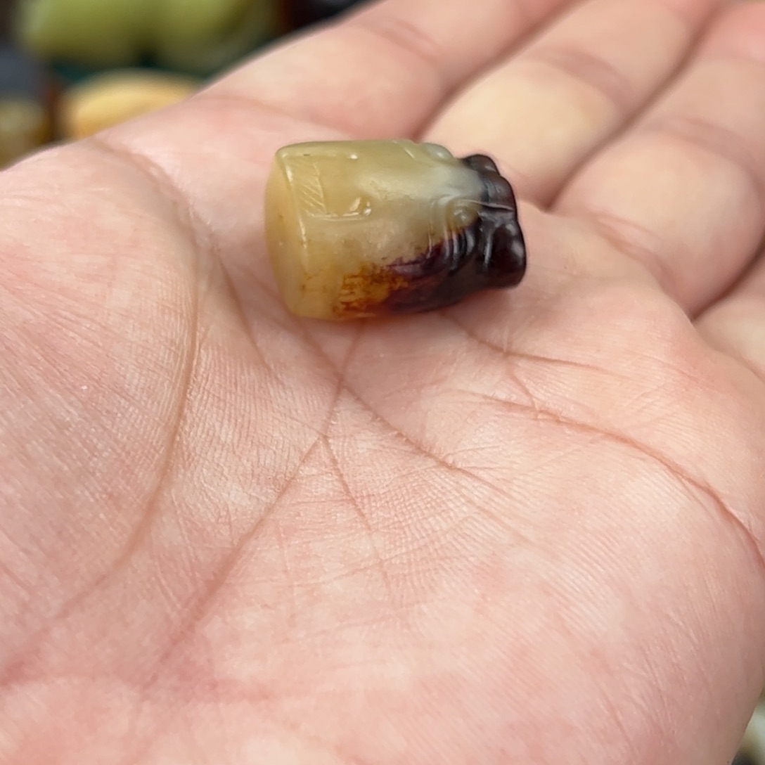 和田玉（糖玉）手链未镶嵌龙*