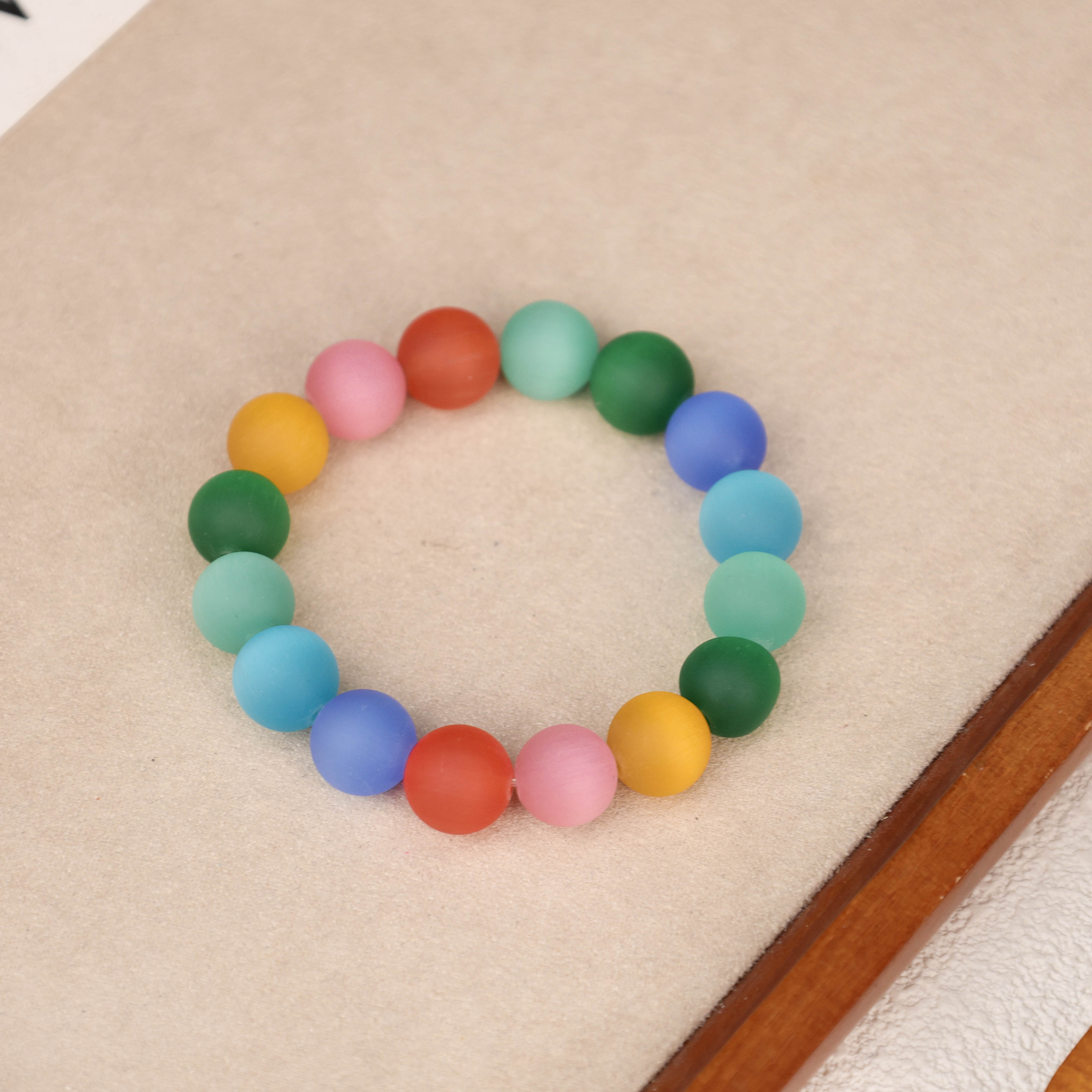 合金手链 LZ4079-2彩色拒马河琉璃磨砂猫眼手串