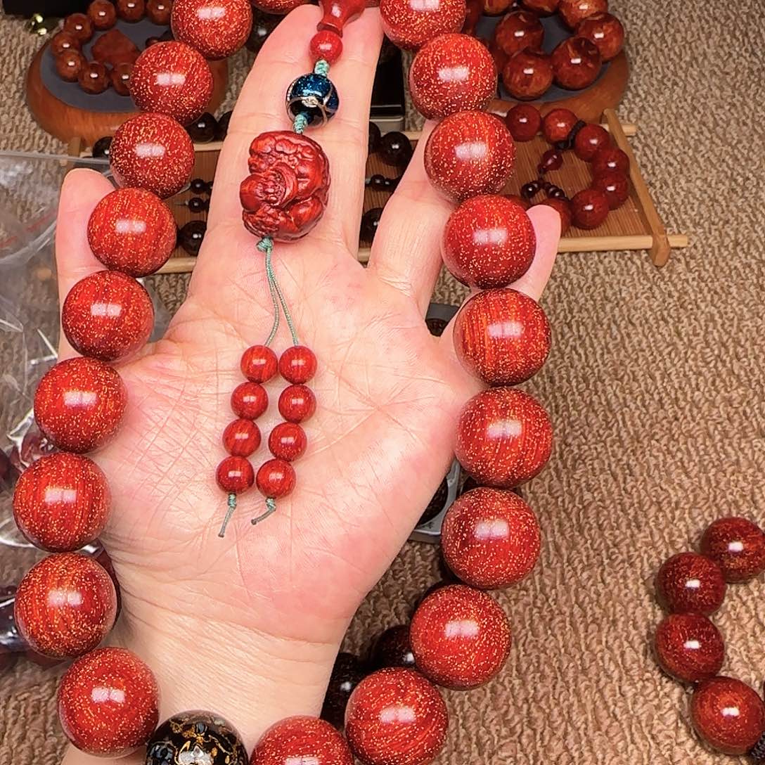 檀香紫檀（小叶紫檀）2.0手红