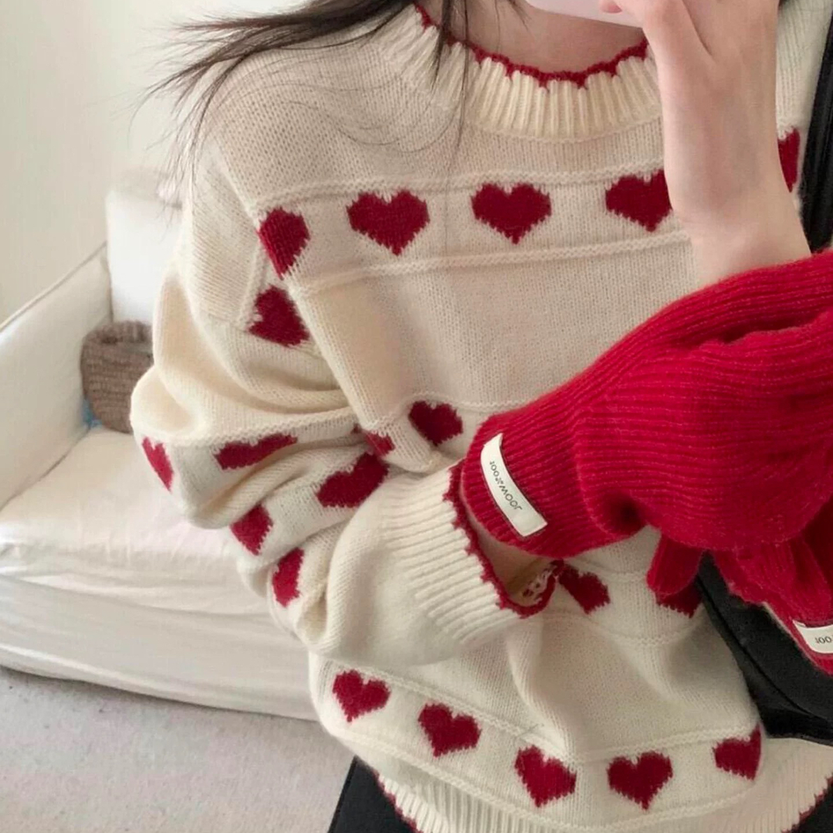 【小白姐姐】8282拼色爱心圆领套头衫