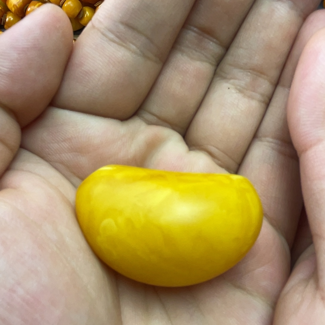 琥珀未镶嵌吊坠(不含链)