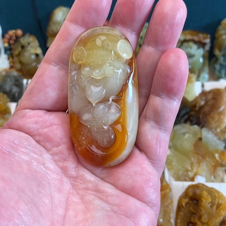蛇纹石玉合金颈饰