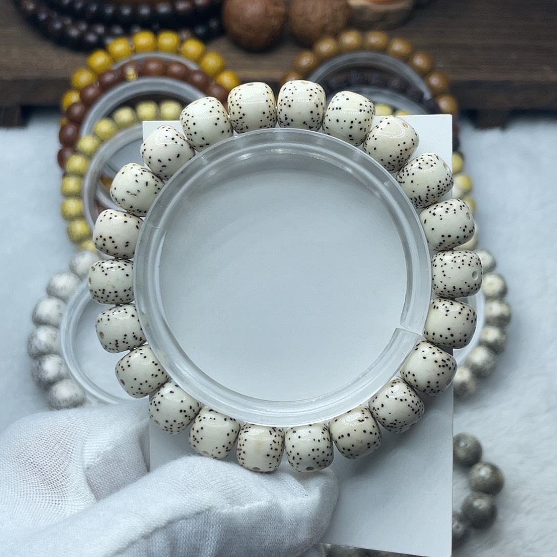 星月菩提手串原生态10.5✖️9.5一线天