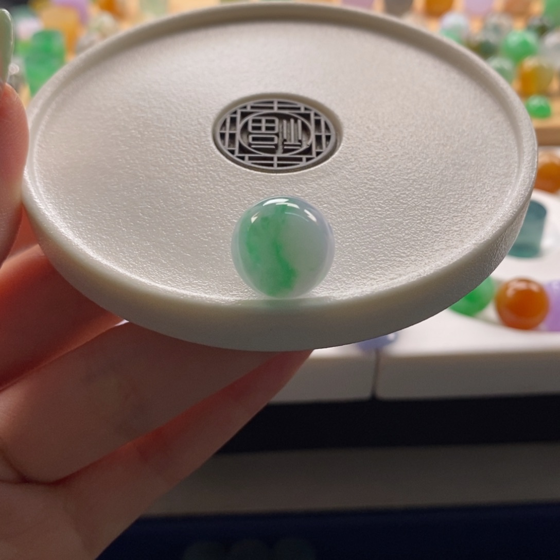 翡翠未镶嵌颈饰淡蓝紫飘阳绿花圆珠卡13