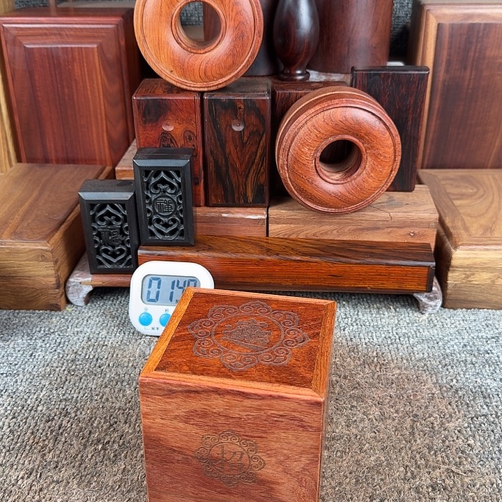 大****大果紫檀（缅甸花梨）