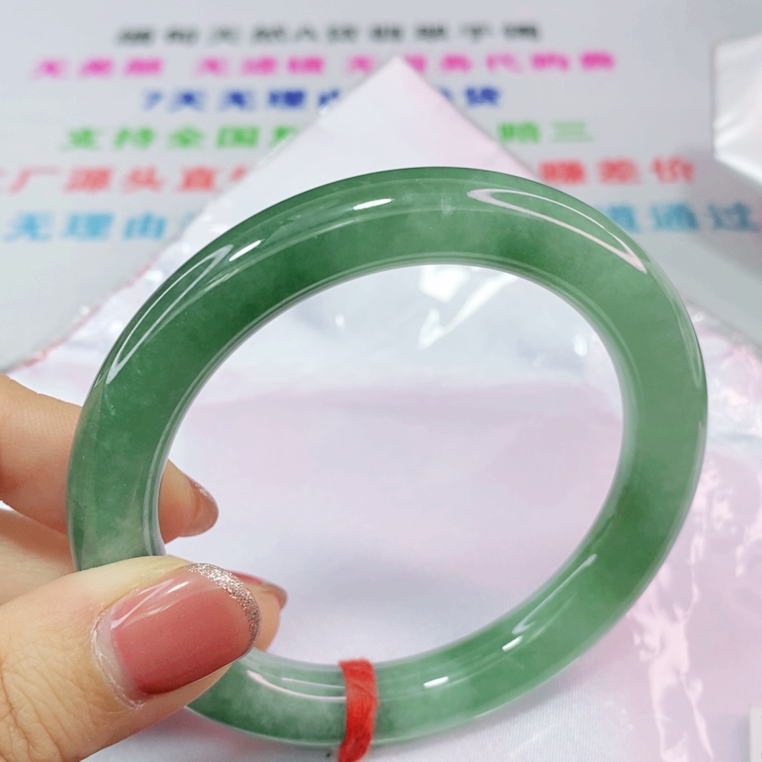 未镶嵌手镯（圆镯）翡翠59