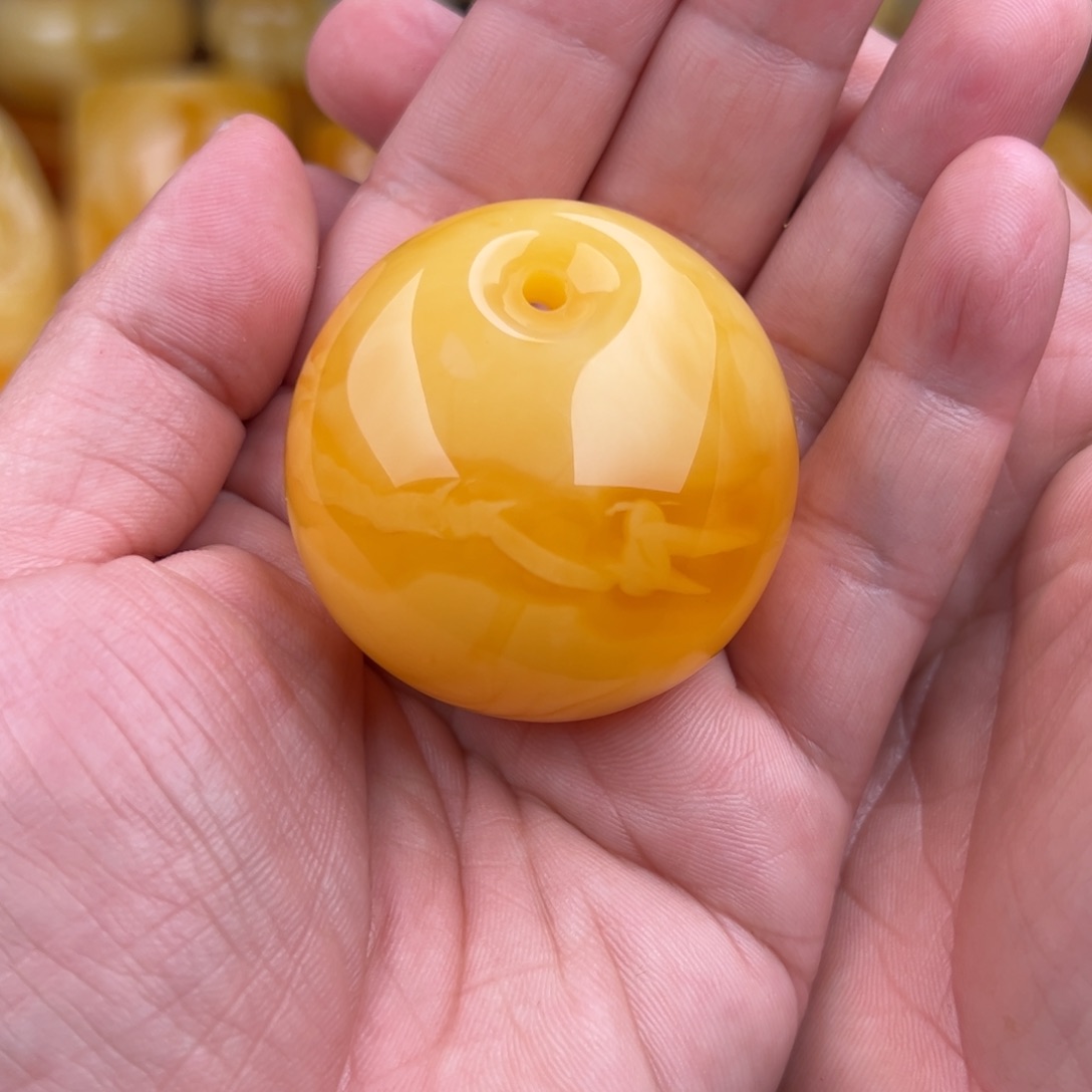 琥珀颈饰未镶嵌纯天然蜜蜡