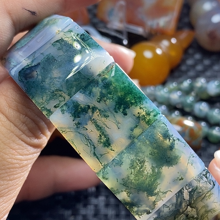 哎***呀玛瑙/玉髓颈饰未镶嵌