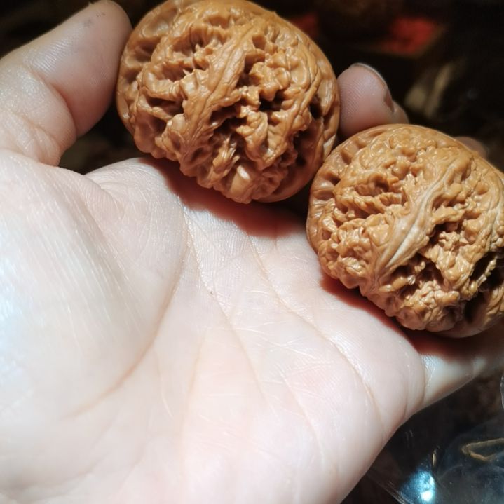 猴头核桃吊坠46粗筋