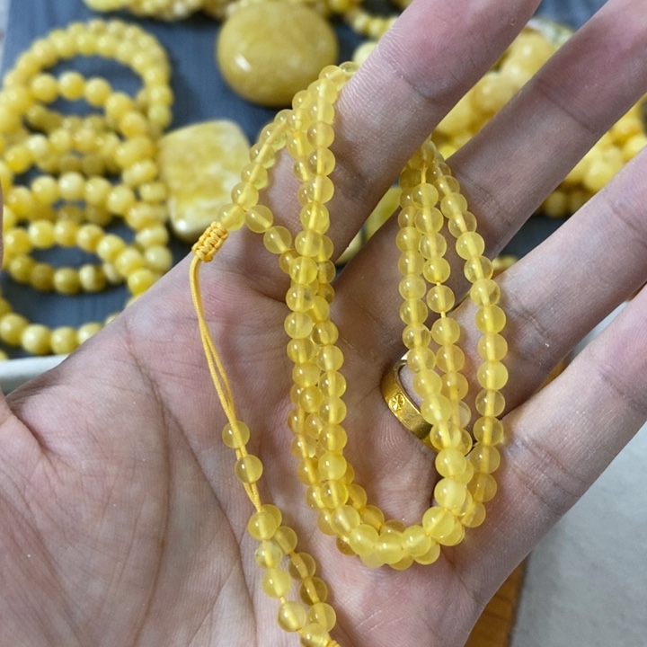 未镶嵌蜜蜡裸石多样性发货