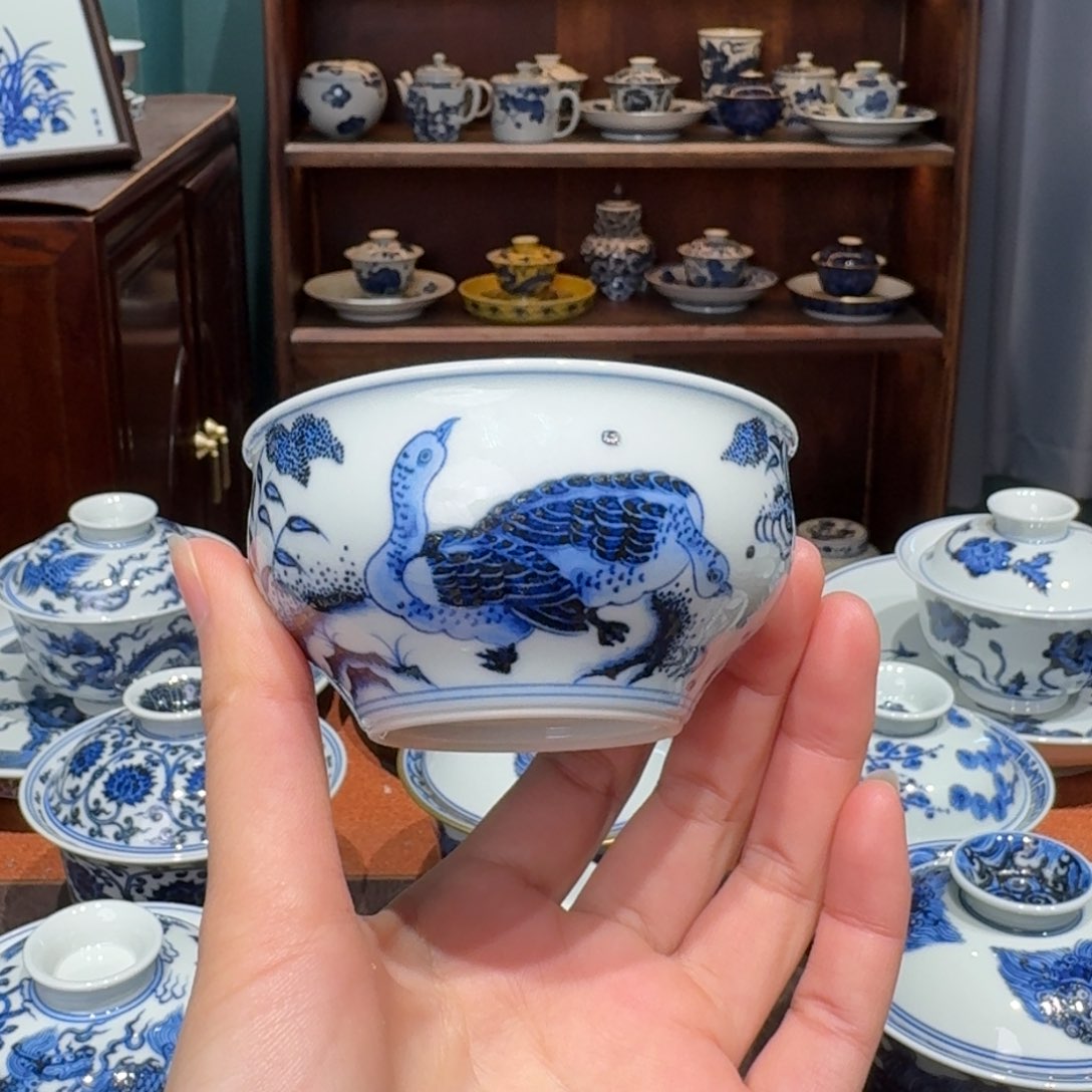 青花雯华堂手绘杯杯