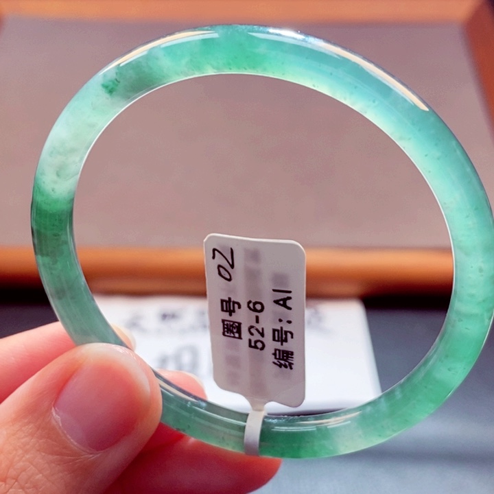 翡翠未镶嵌手镯天然翡翠手镯35