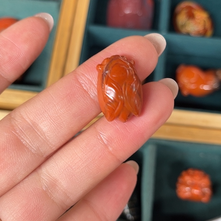 南红玛瑙合金颈饰