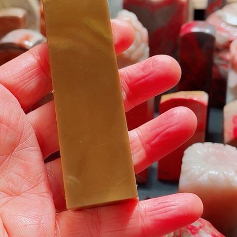 昌化石1**熊昌化精品老黄田黄