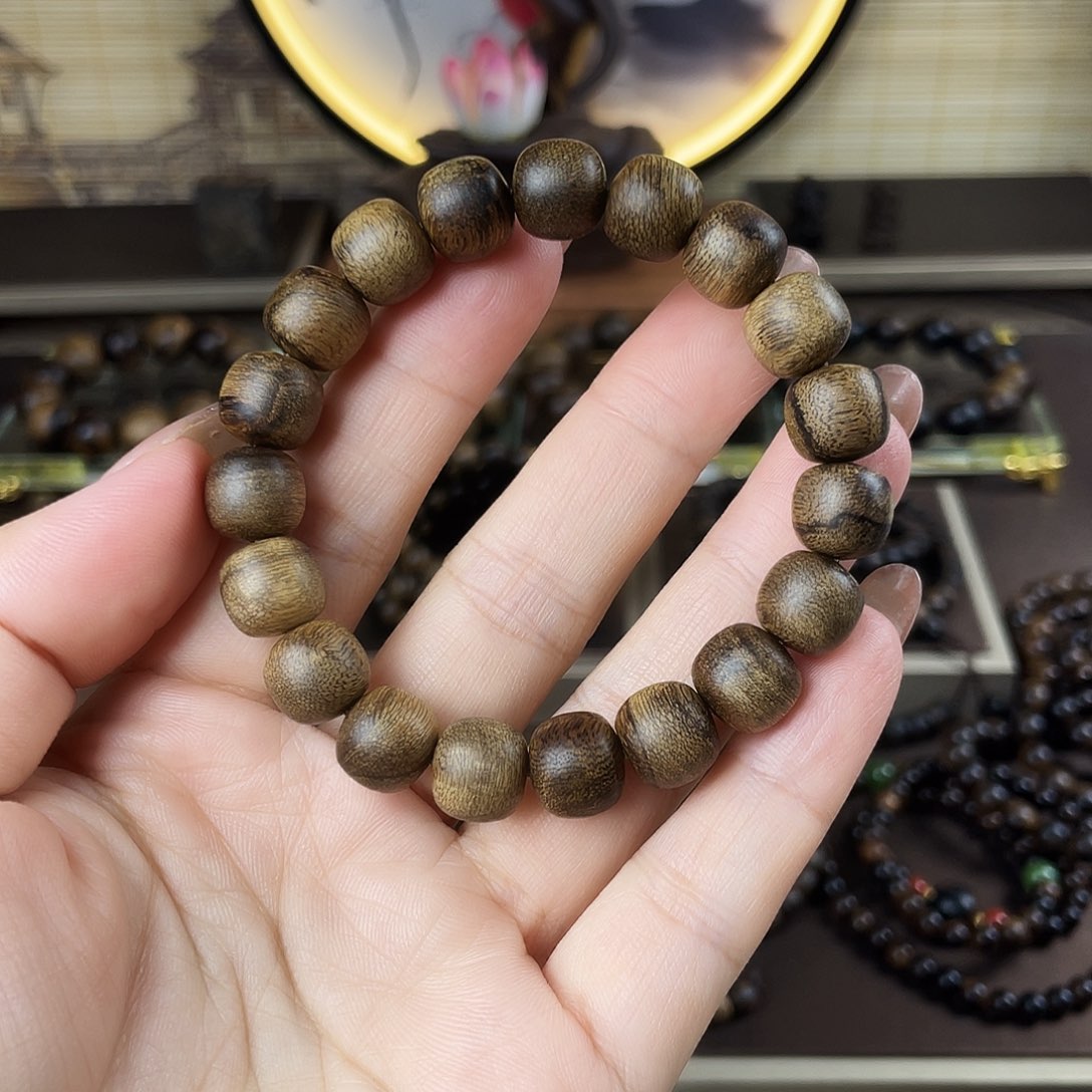 手串沉香越南黄棋老料瘤疤1.0