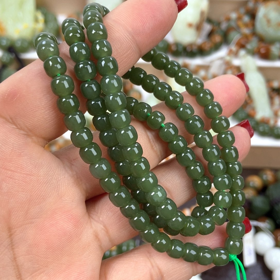 透闪石质玉手链未镶嵌