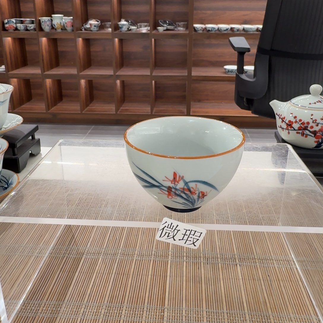 釉下手绘茶具微瑕