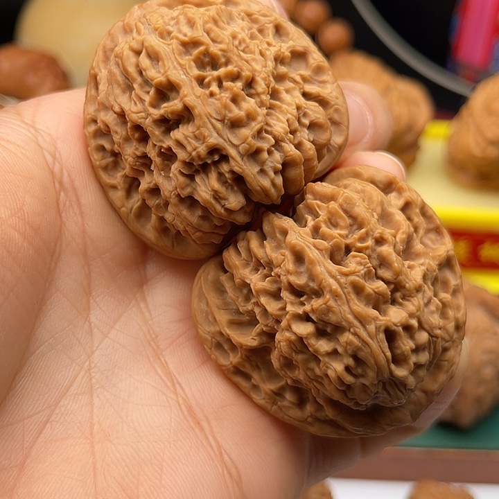 桃核把件万****?43南疆石全品