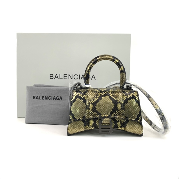 95新/巴黎世家/妃鱼/单肩包/市场价18900/250218LT0025