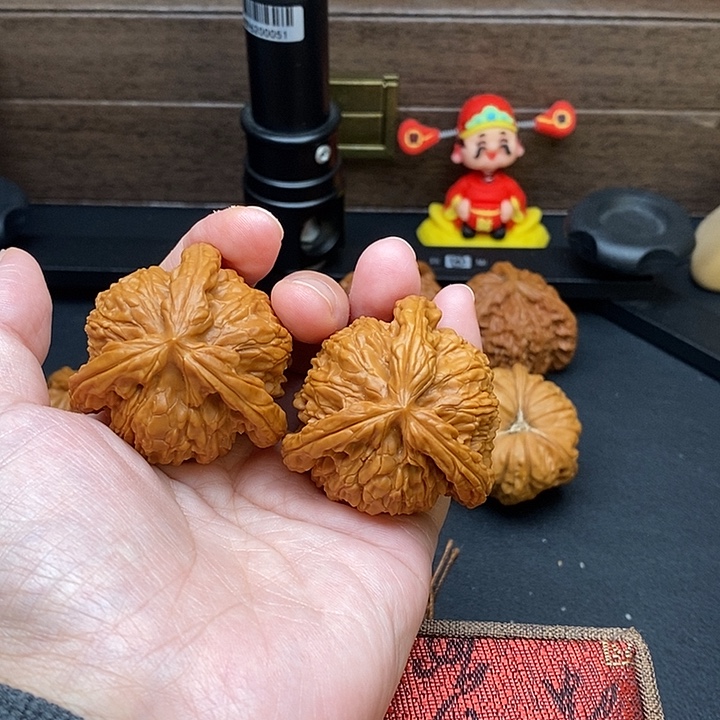 淋***发把件文玩核桃白奔