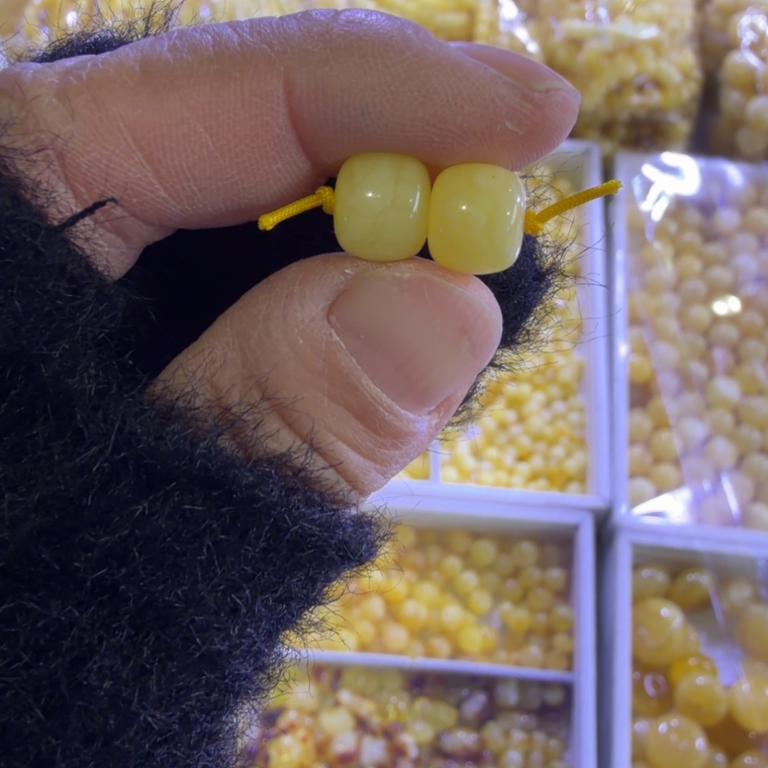 琥珀未镶嵌手链老型