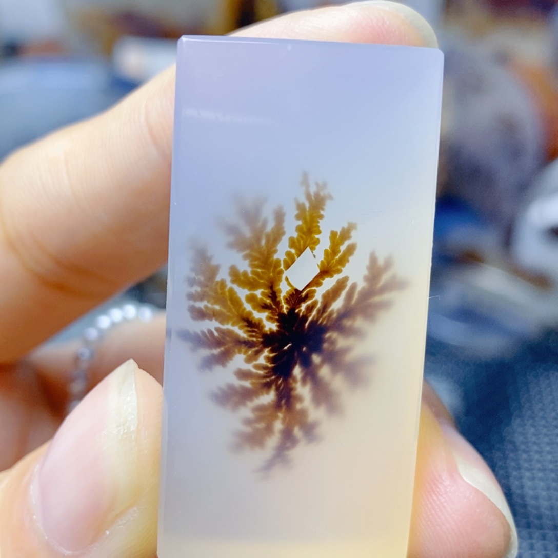 玛瑙/玉髓未镶嵌珠宝奇石