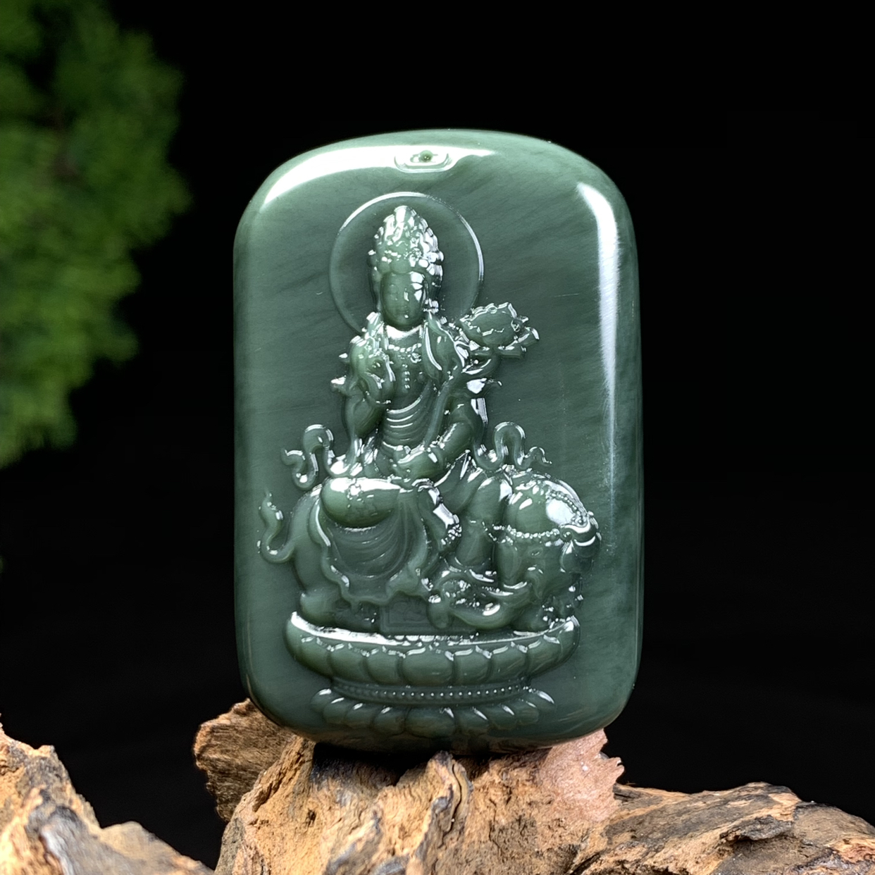 天然和田玉碧玉普贤吊坠尺寸50*33*10重量35克