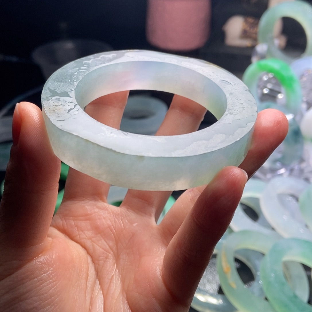 定制翡翠未镶嵌贵妃