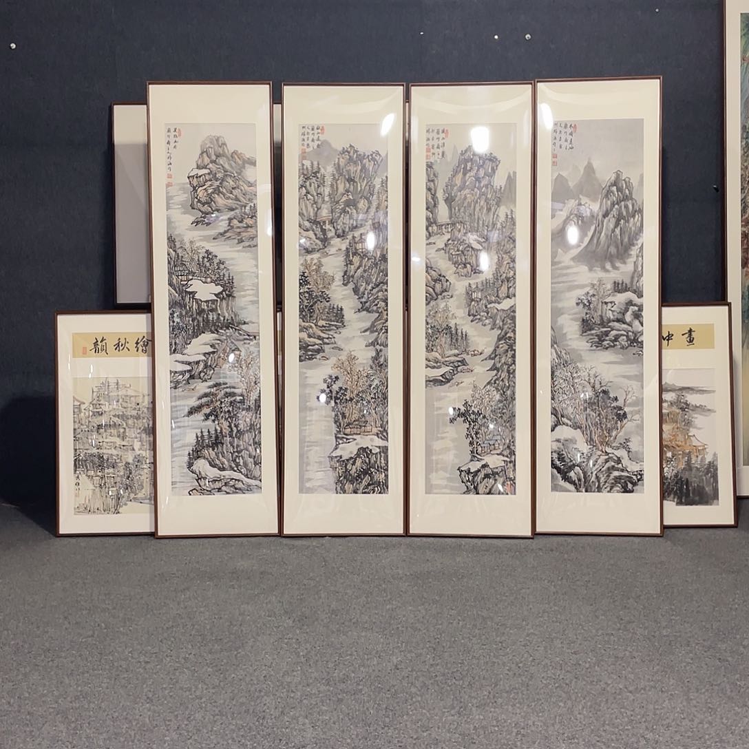 国画手绘画作品带框