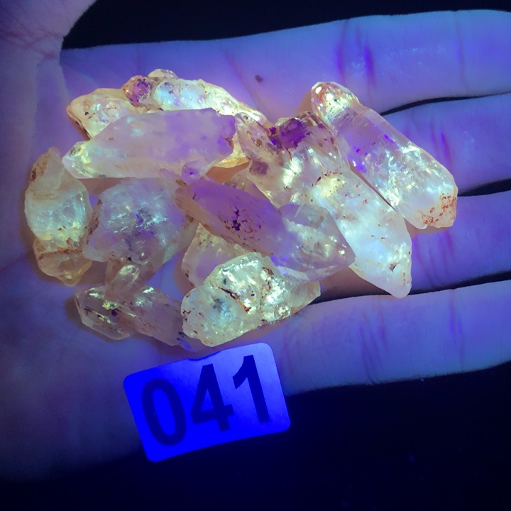 水晶水晶花未镶嵌淇*子