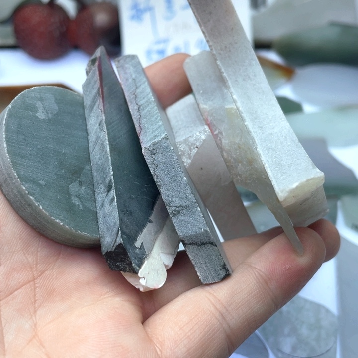 啊***杜颈饰未镶嵌翡翠67688