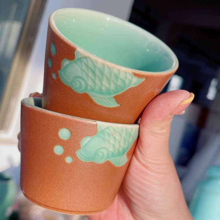 青瓷哈哈哈哈哈哈哈哈哈哈