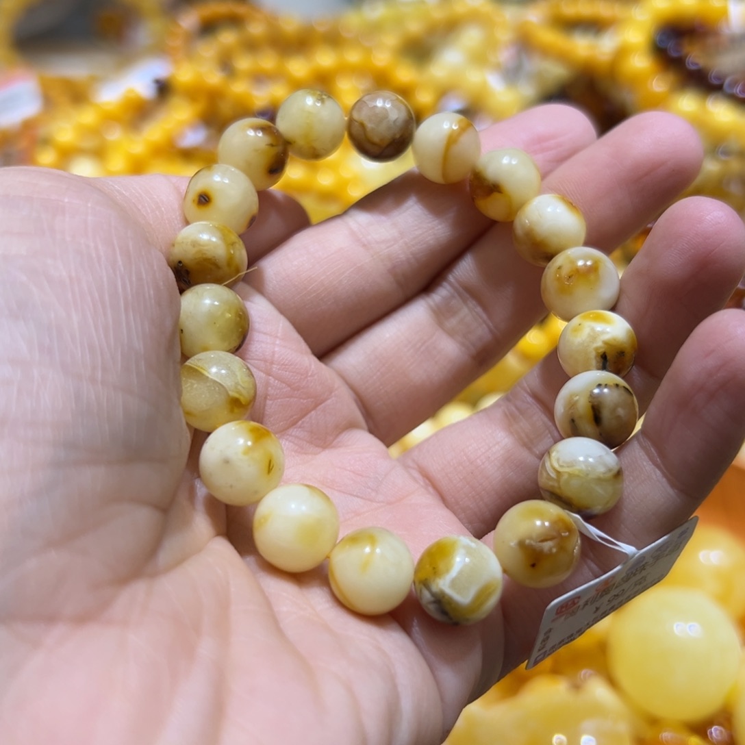 琥珀珠宝奇石未镶嵌