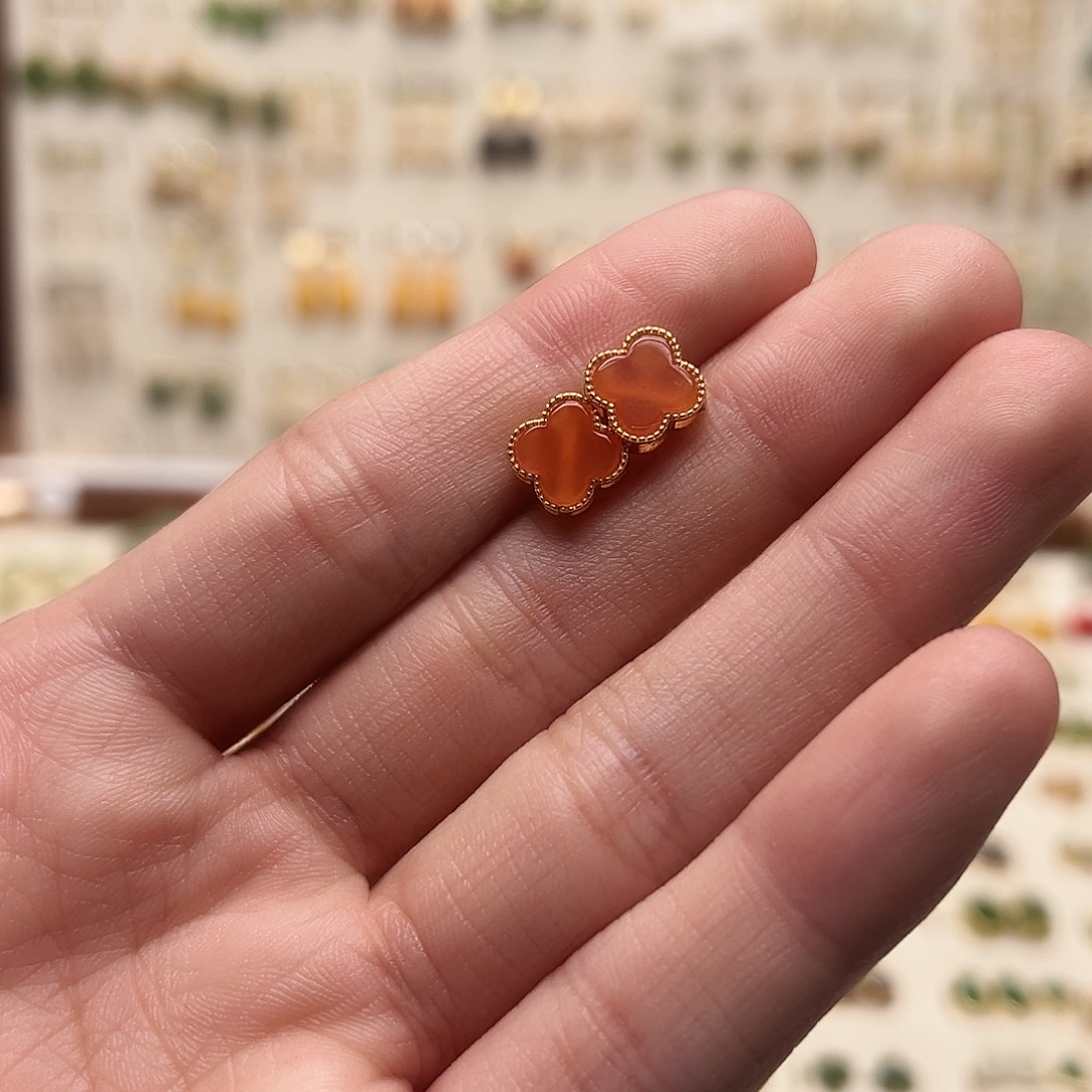 银S925镀金镶嵌和田玉耳钉