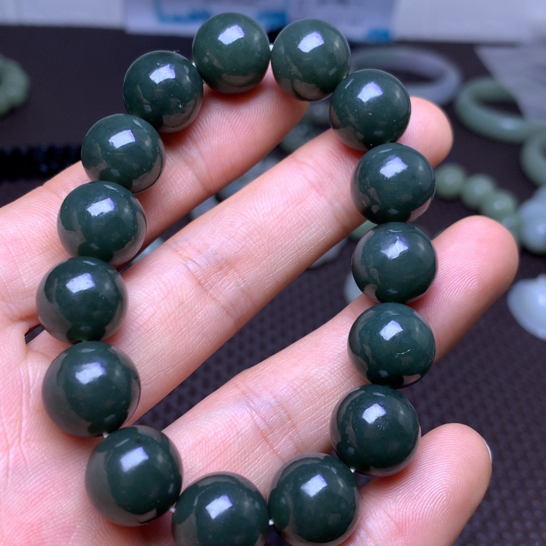 和田玉未镶嵌手串