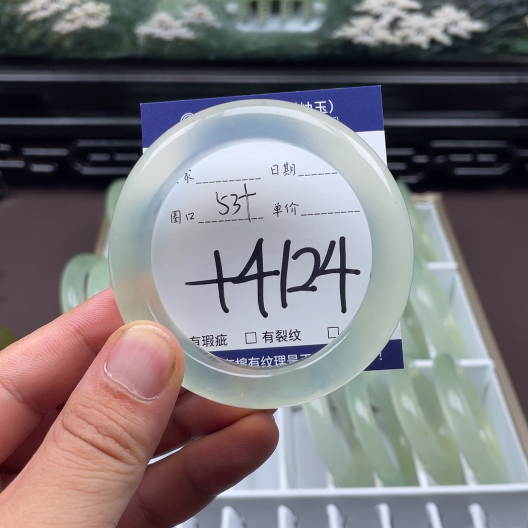未镶嵌岫玉手镯手镯