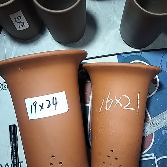 紫砂红泥兰花盆两个