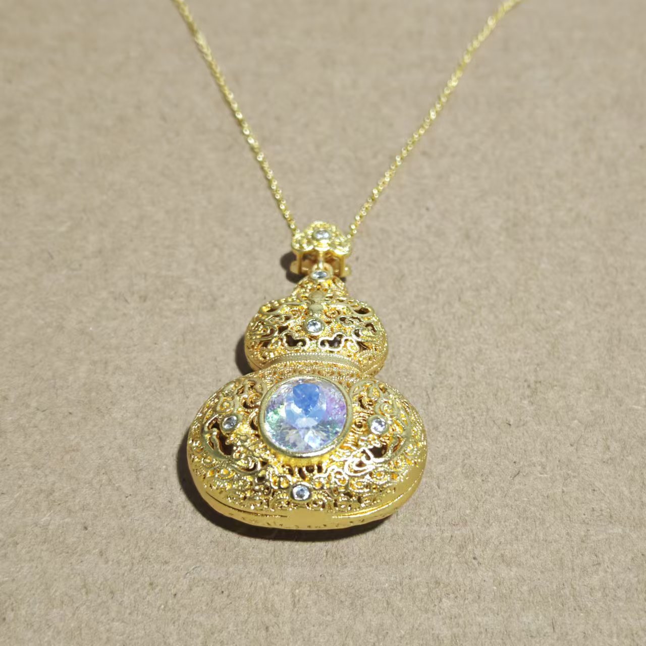 【南非定制】经典高级轻奢大气百搭吊坠 wd1112822