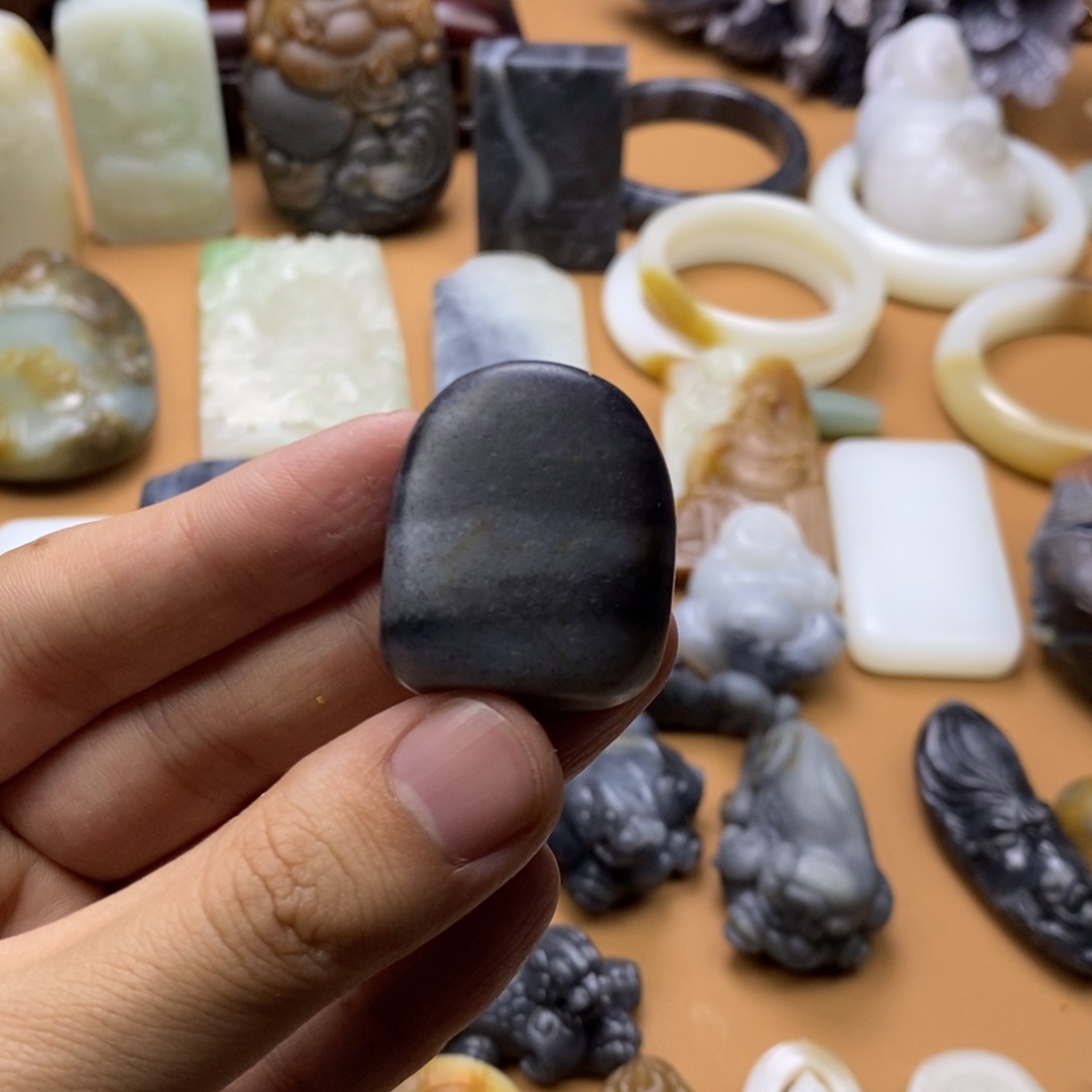 和田玉挂件未镶嵌