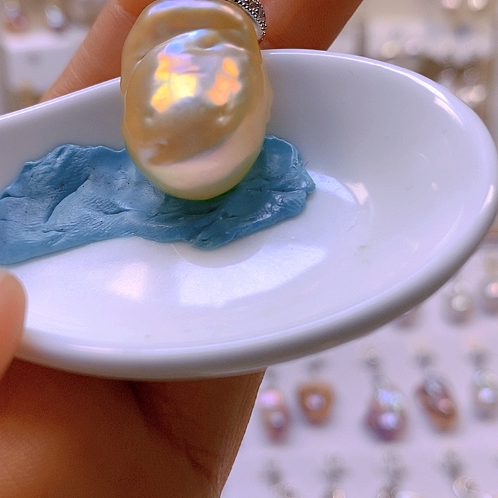 淡水珍珠颈饰合金