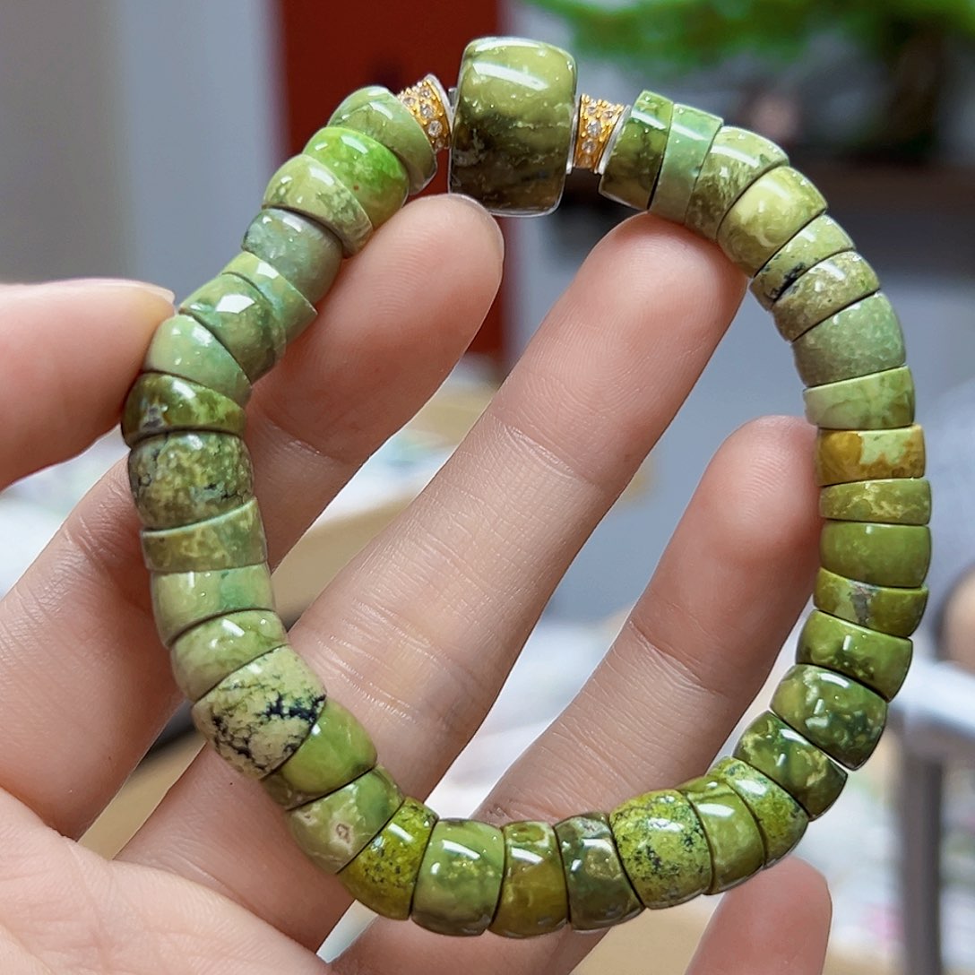 绿松石珠宝奇石18K金镶嵌