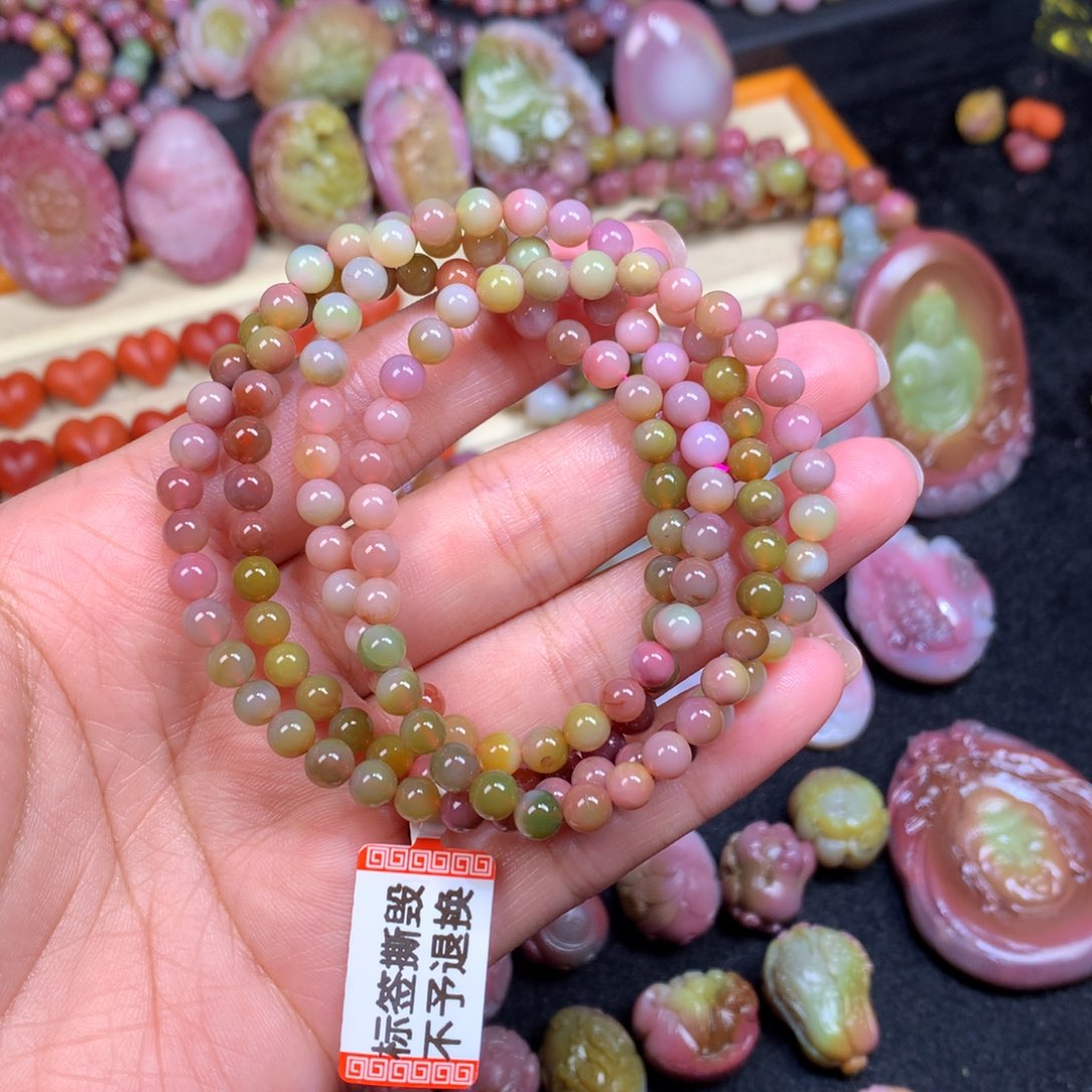 玛瑙/玉髓颈饰未镶嵌