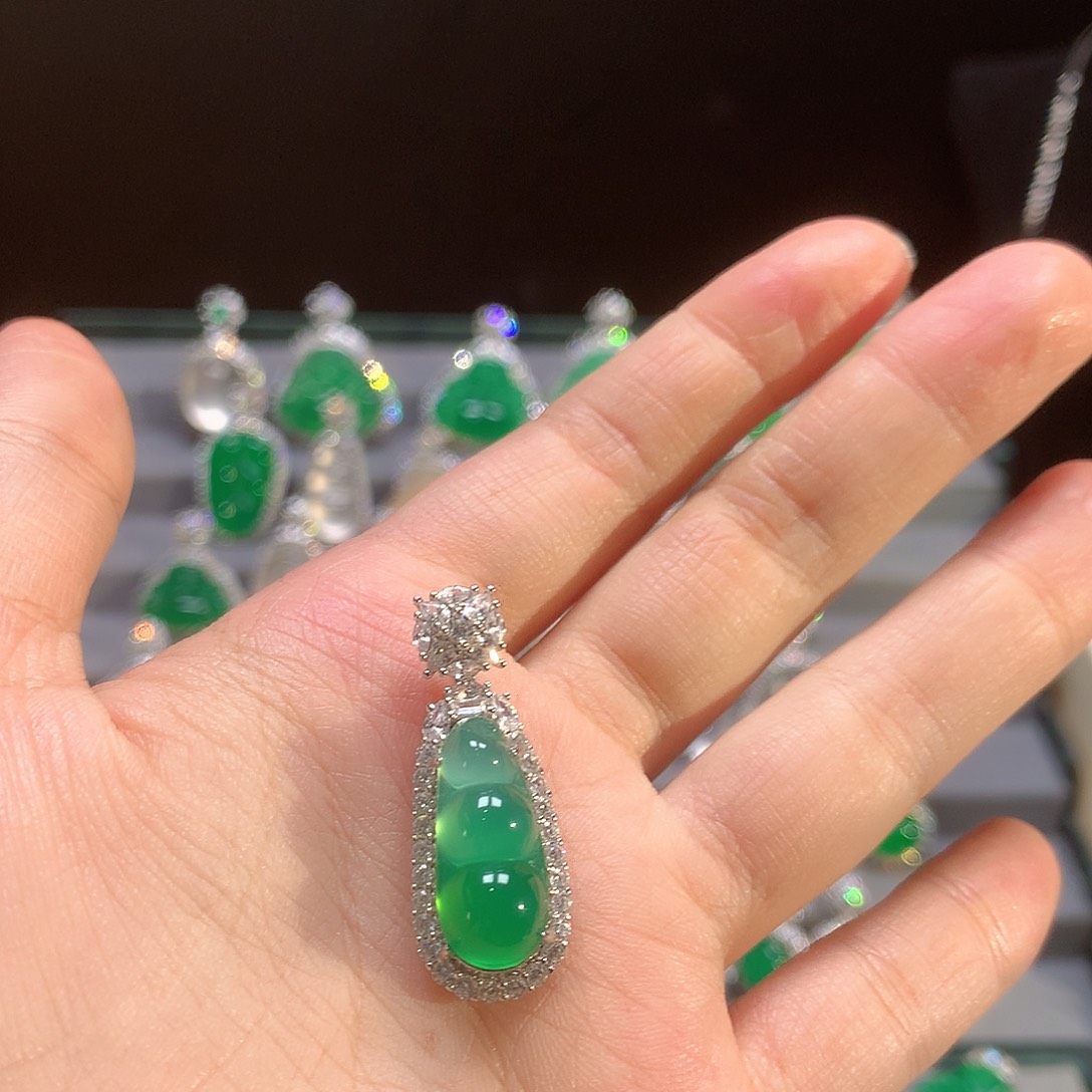 玛瑙/玉髓银S925镶嵌颈饰