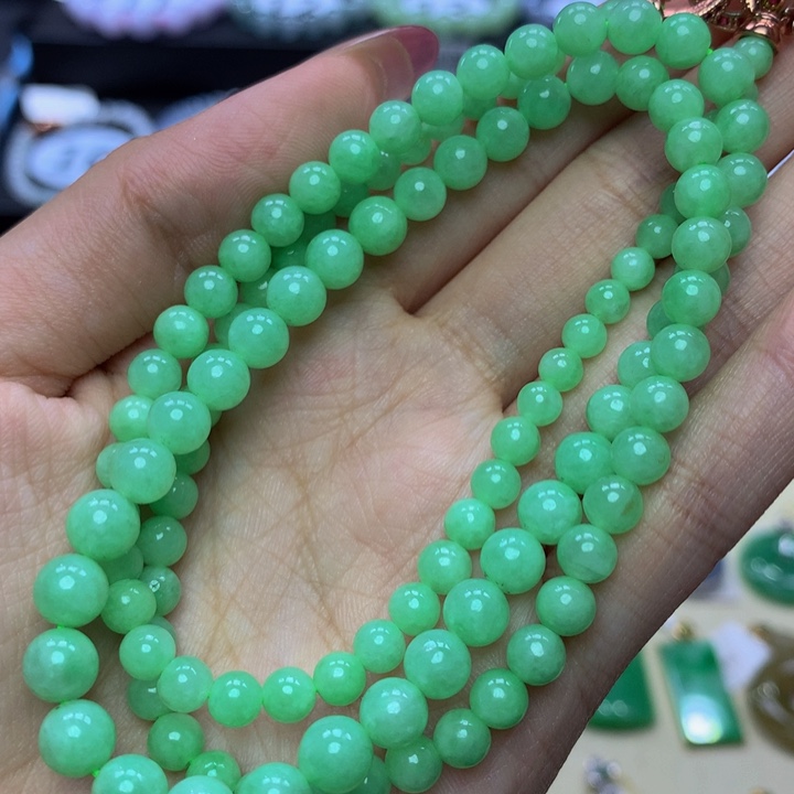 翡翠手链未镶嵌翡翠