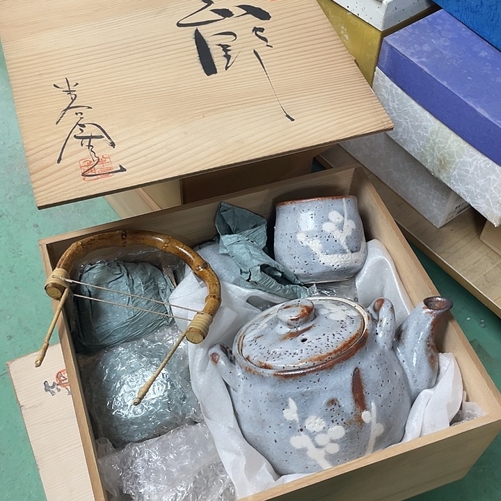 逍***糊瓷片001 一人直播，看品直播间说序号