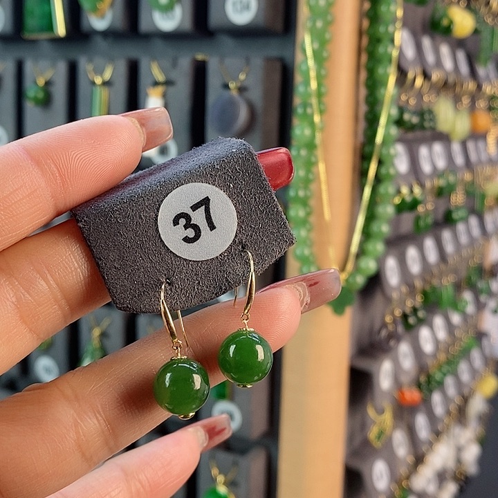 和田玉耳饰18K金镶嵌