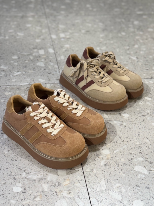 新品单鞋勃肯鞋面包鞋皮面好穿休闲鞋女鞋168-2062