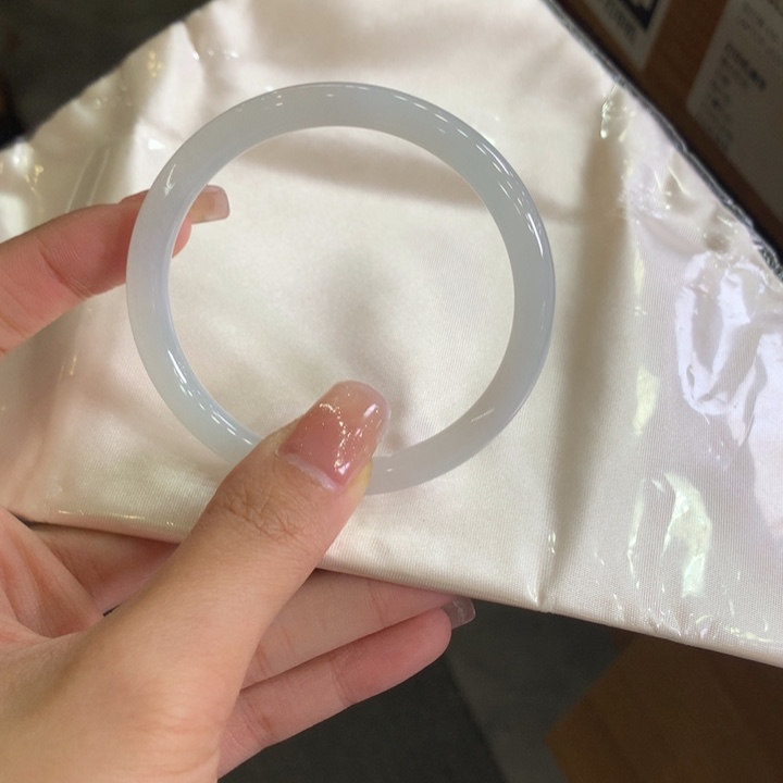 翡翠未镶嵌手镯54圈口