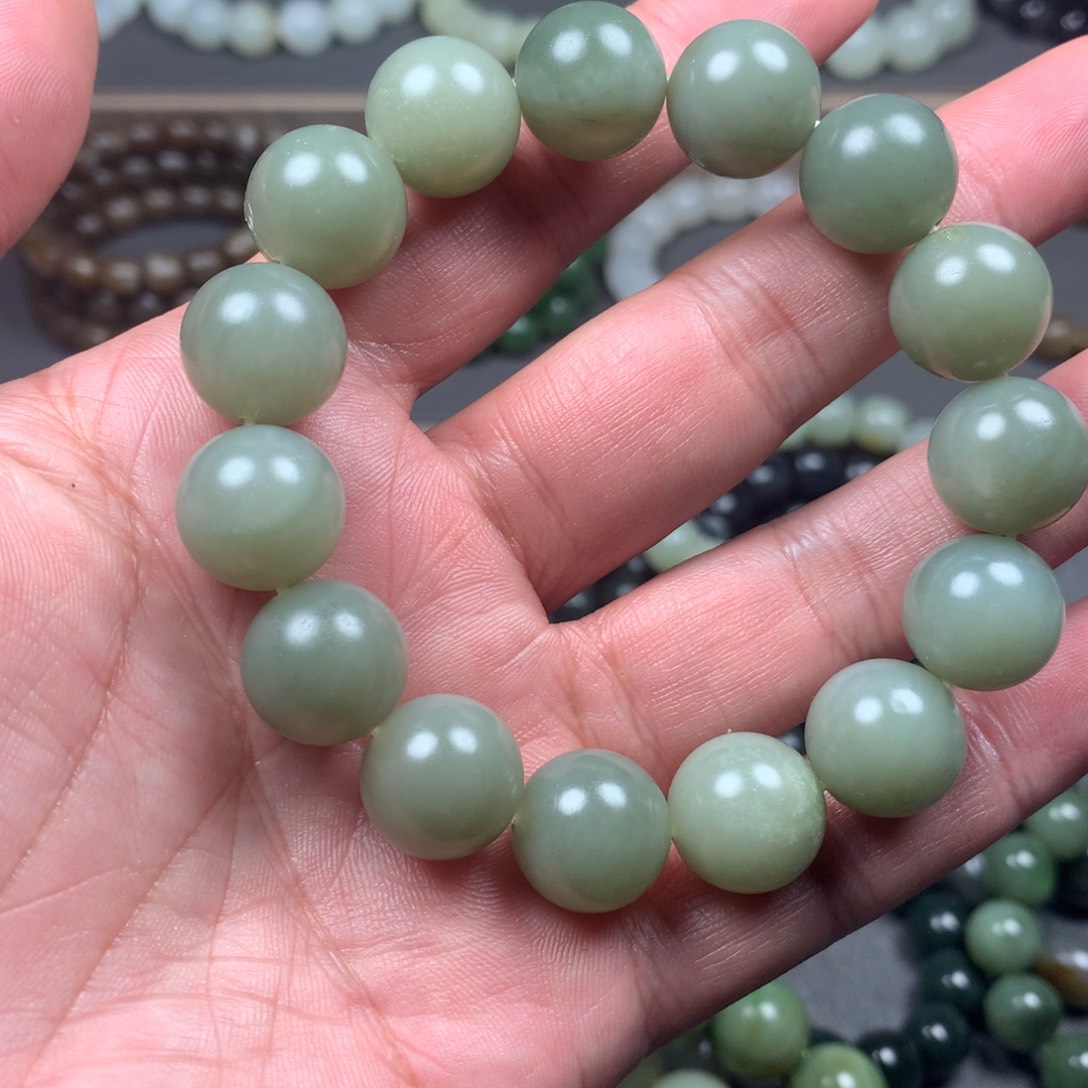 和田玉未镶嵌手链